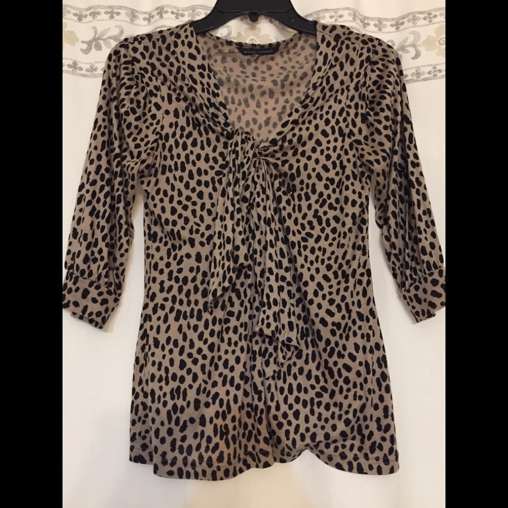 Banana republic leopard top